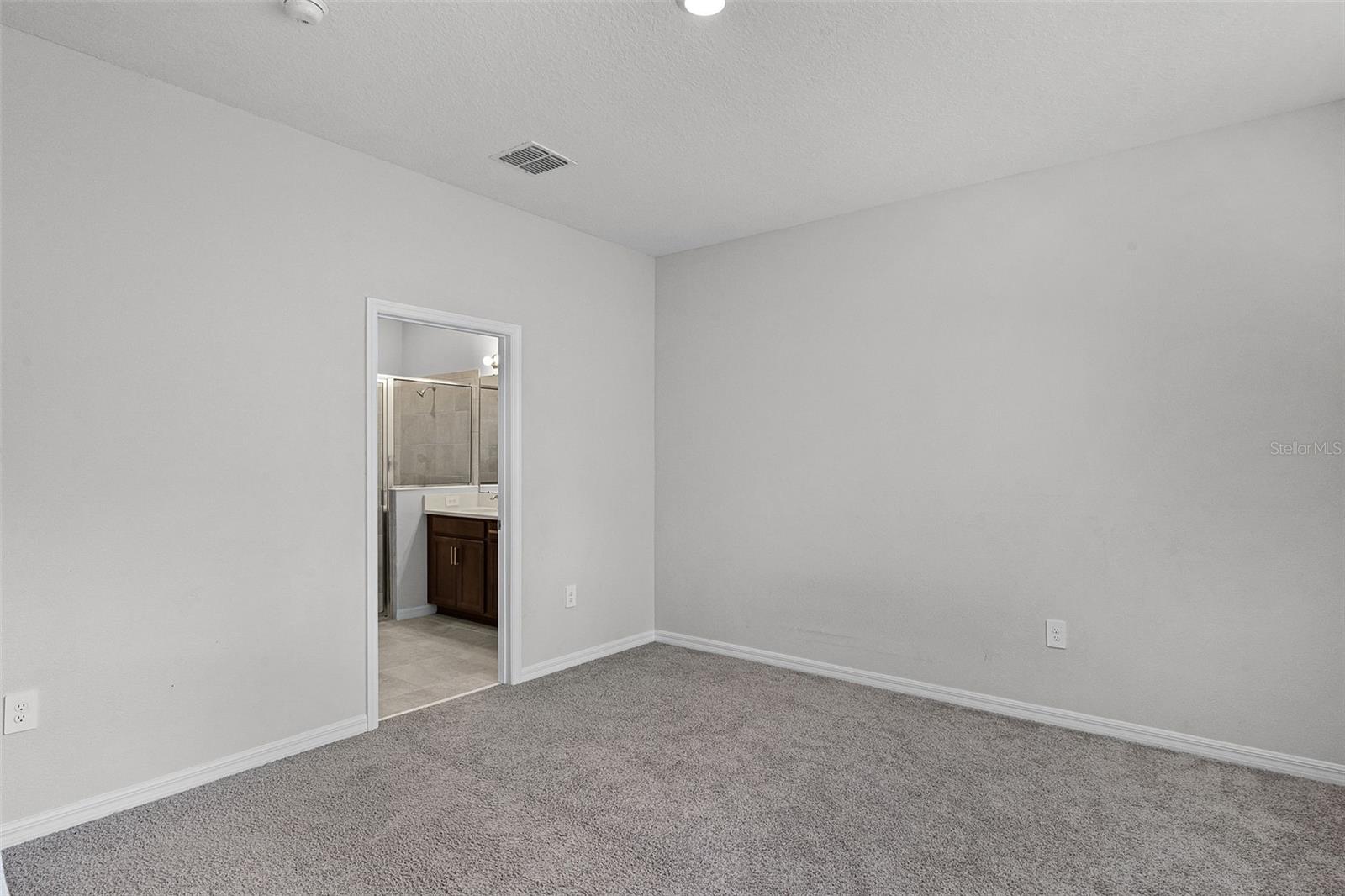 Image 17 of 50 For 2865 High Pointe Street