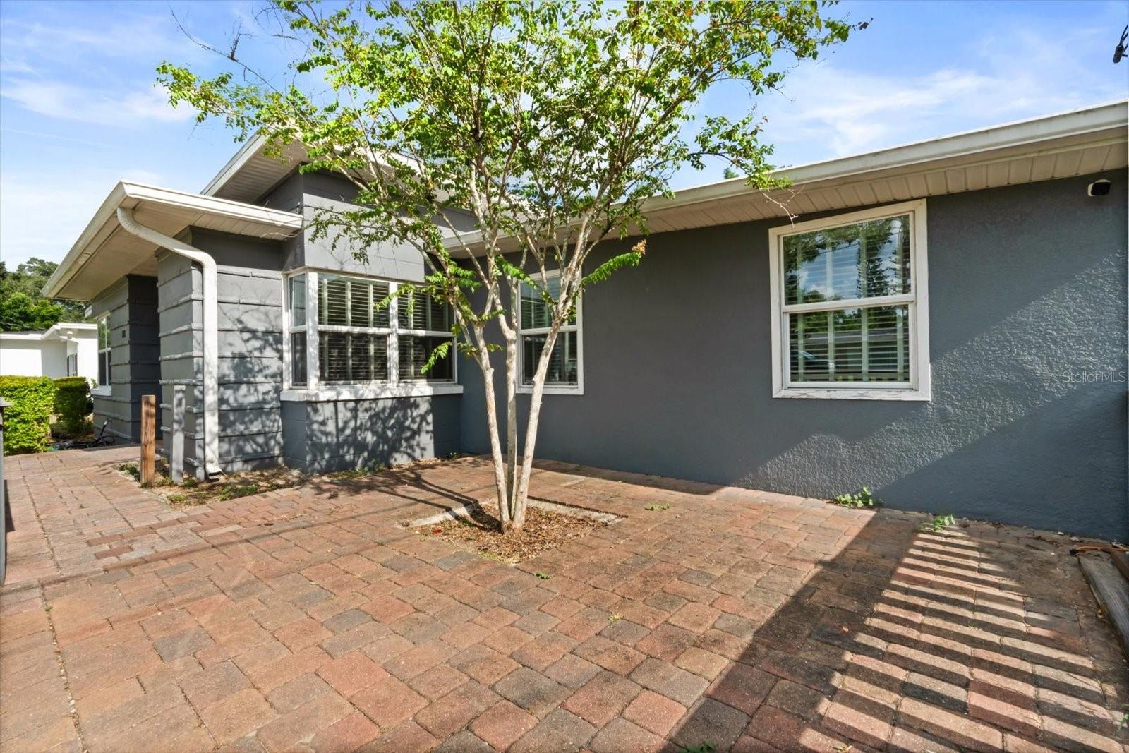Image 11 of 24 For 2812 Woodside Avenue