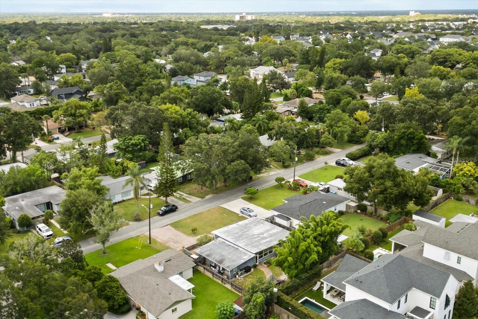 Image 3 of 24 For 2812 Woodside Avenue