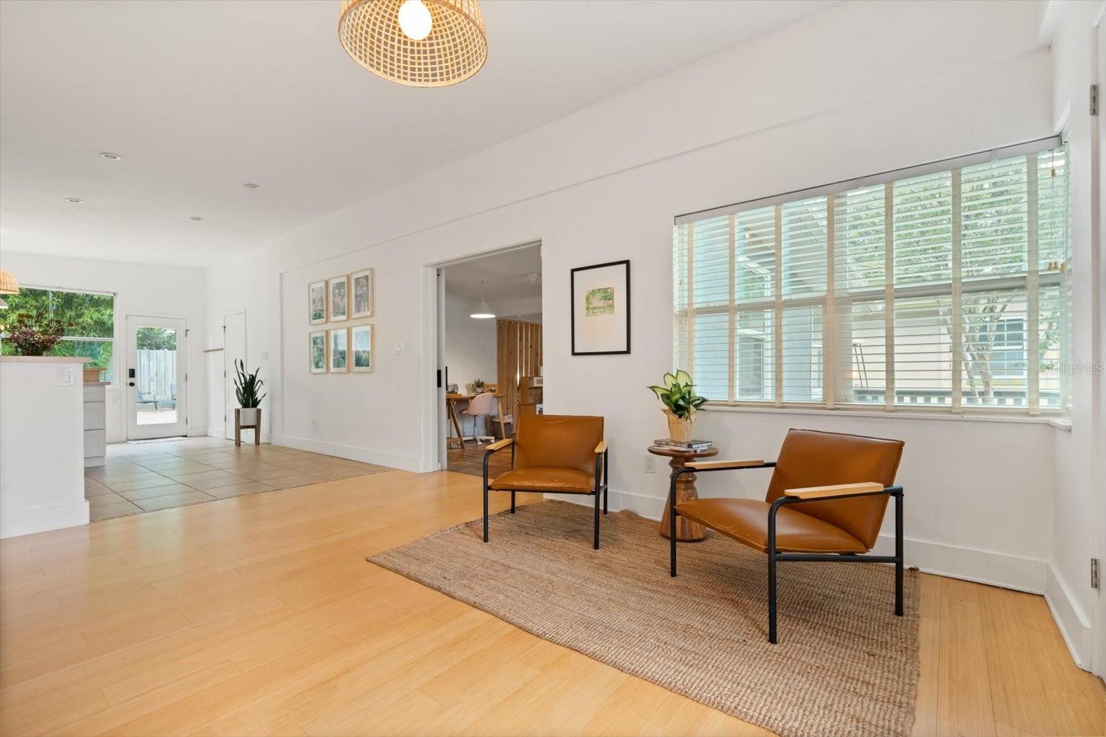 Image 6 of 24 For 2812 Woodside Avenue
