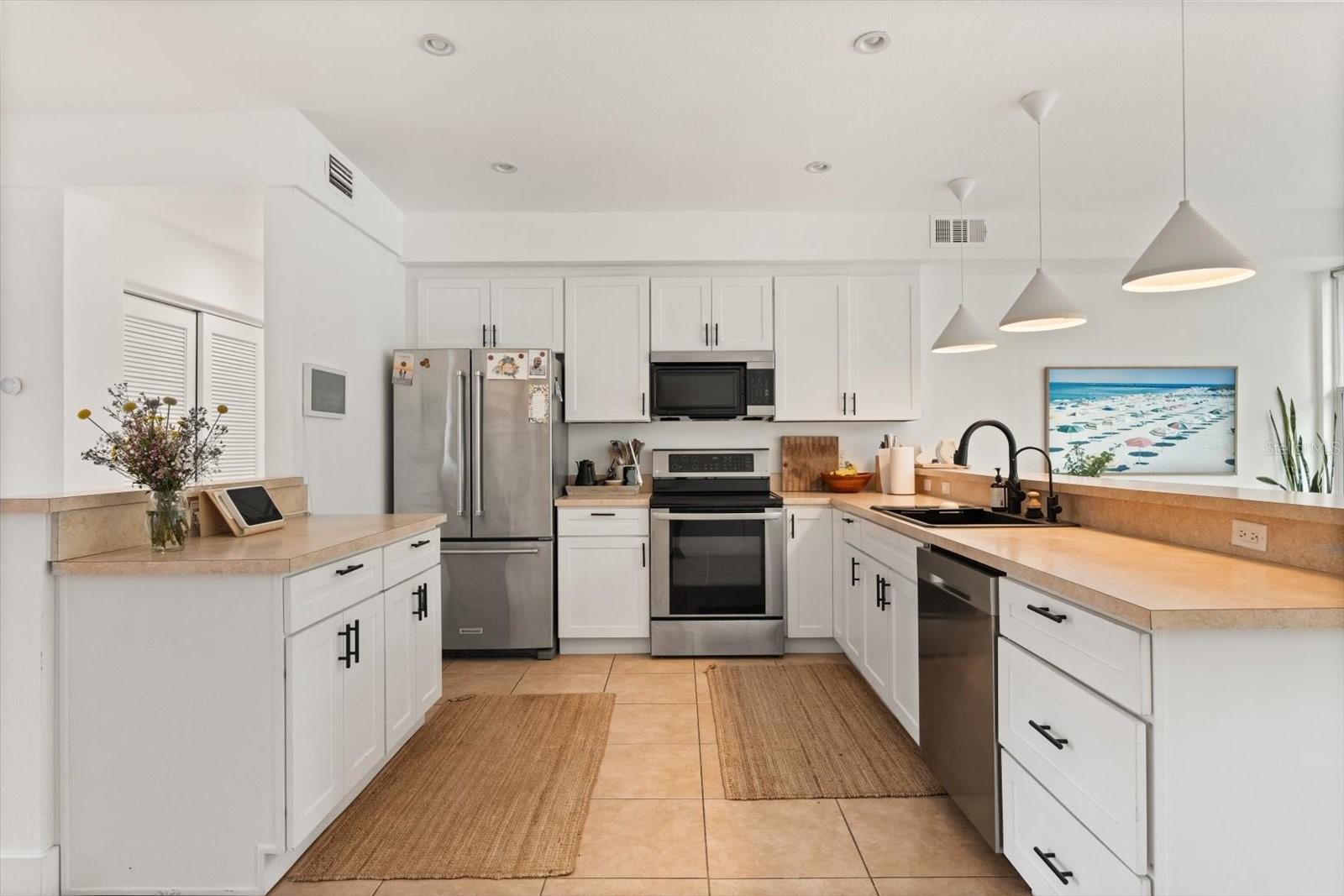 Image 8 of 24 For 2812 Woodside Avenue