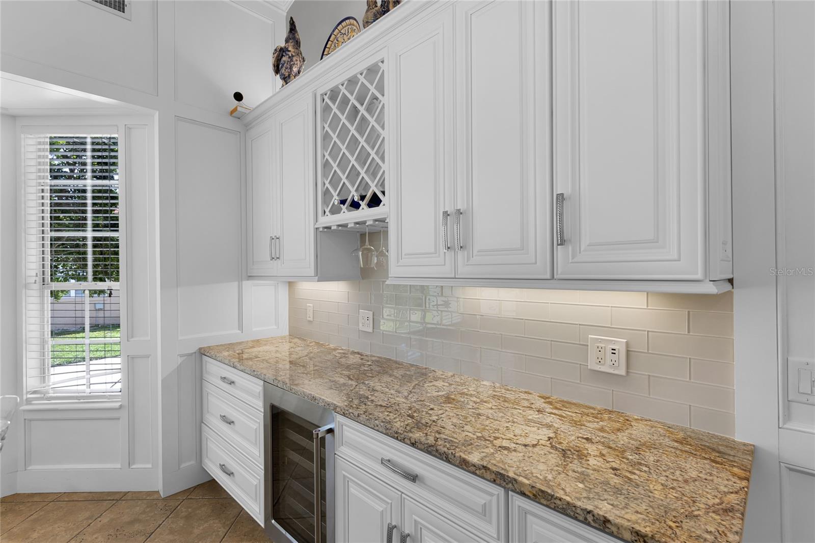 Image 13 of 70 For 8708 Lost Cove Drive
