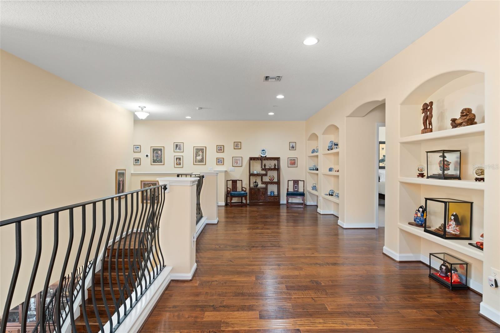 Image 40 of 71 For 1524 Lake Rhea Drive