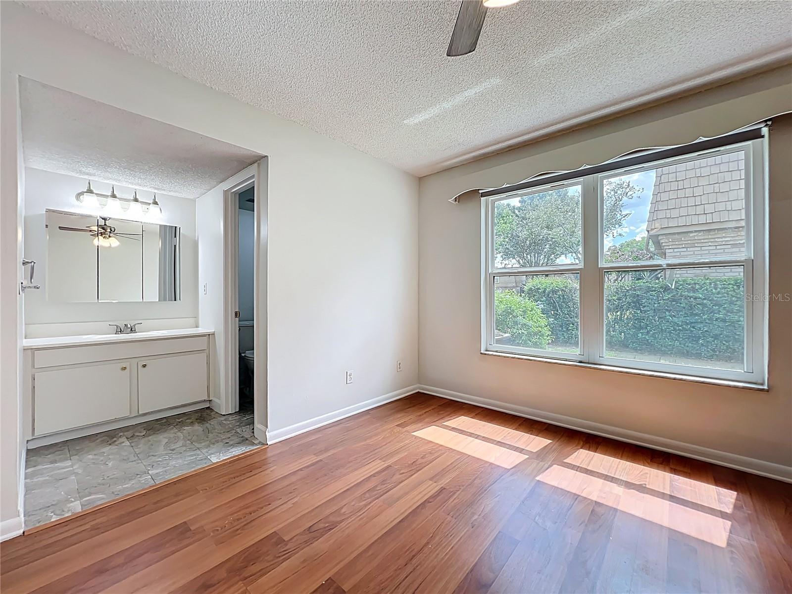 Image 15 of 24 For 200 Saint Andrews Boulevard 2206