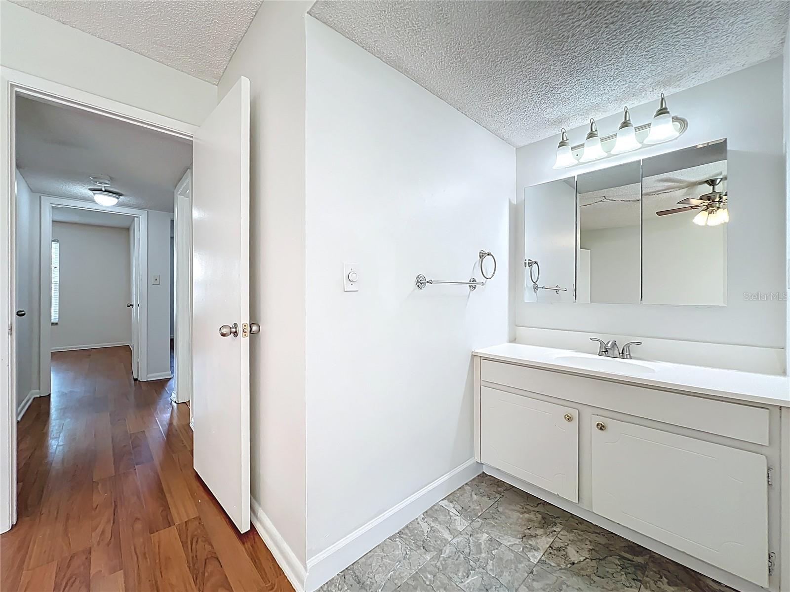 Image 16 of 24 For 200 Saint Andrews Boulevard 2206