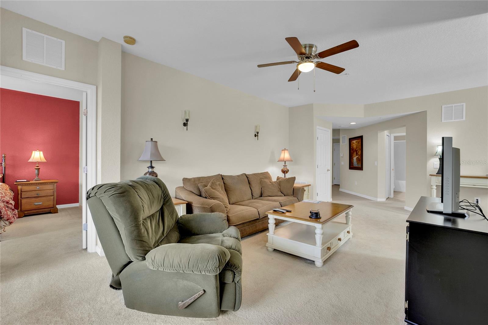 Image 3 of 17 For 1278 Grady Lane