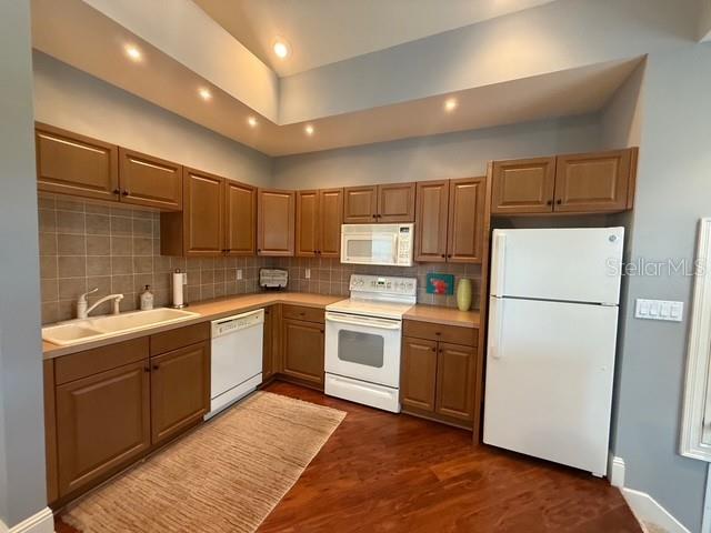 Image 10 of 16 For 1011 Indigo Drive B