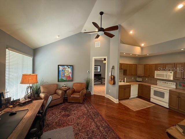 Image 12 of 16 For 1011 Indigo Drive B