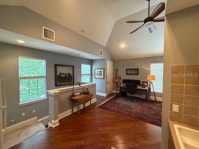 Image 5 of 16 For 1011 Indigo Drive B