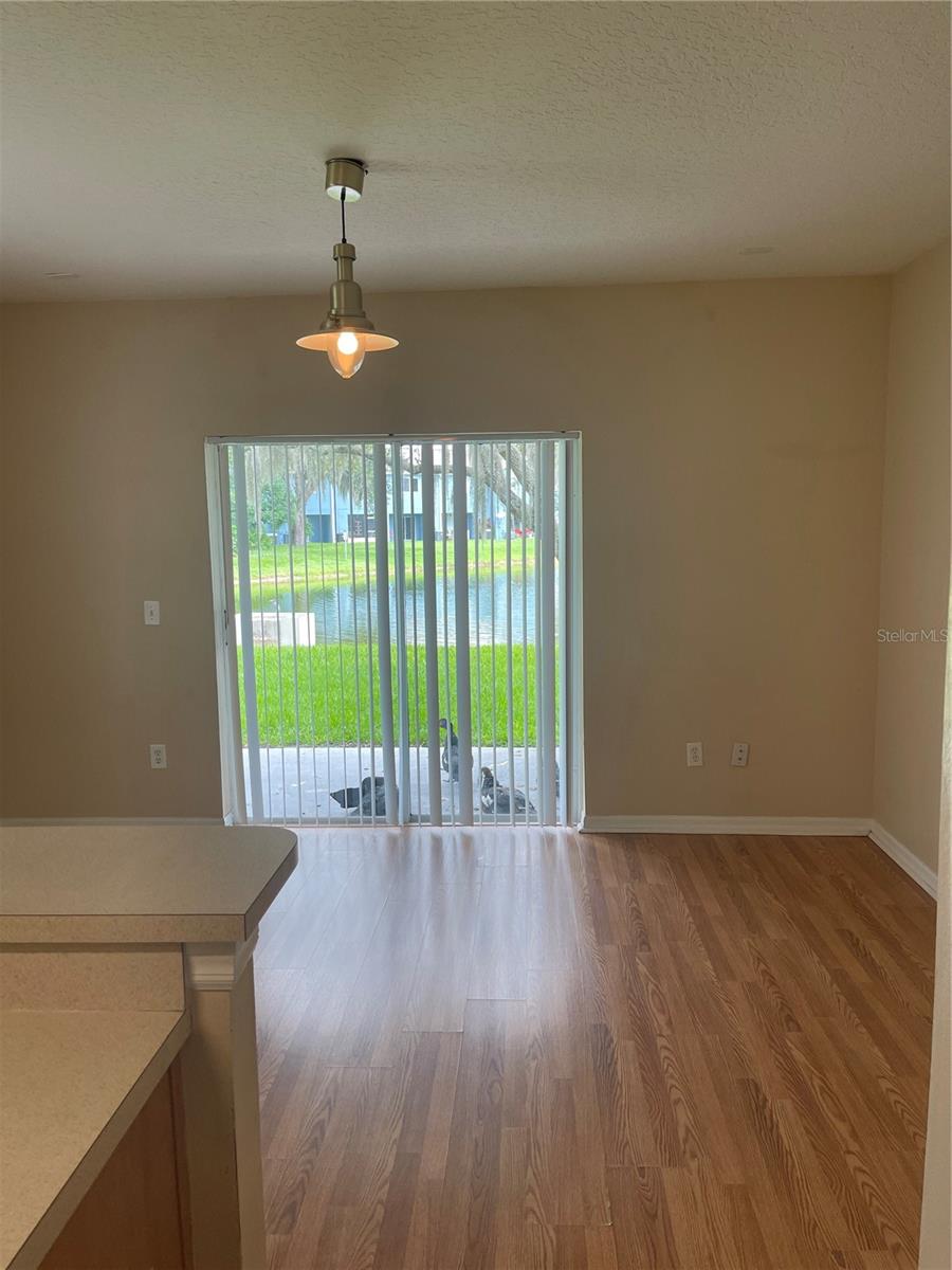 Image 4 of 17 For 313 Wilton Circle