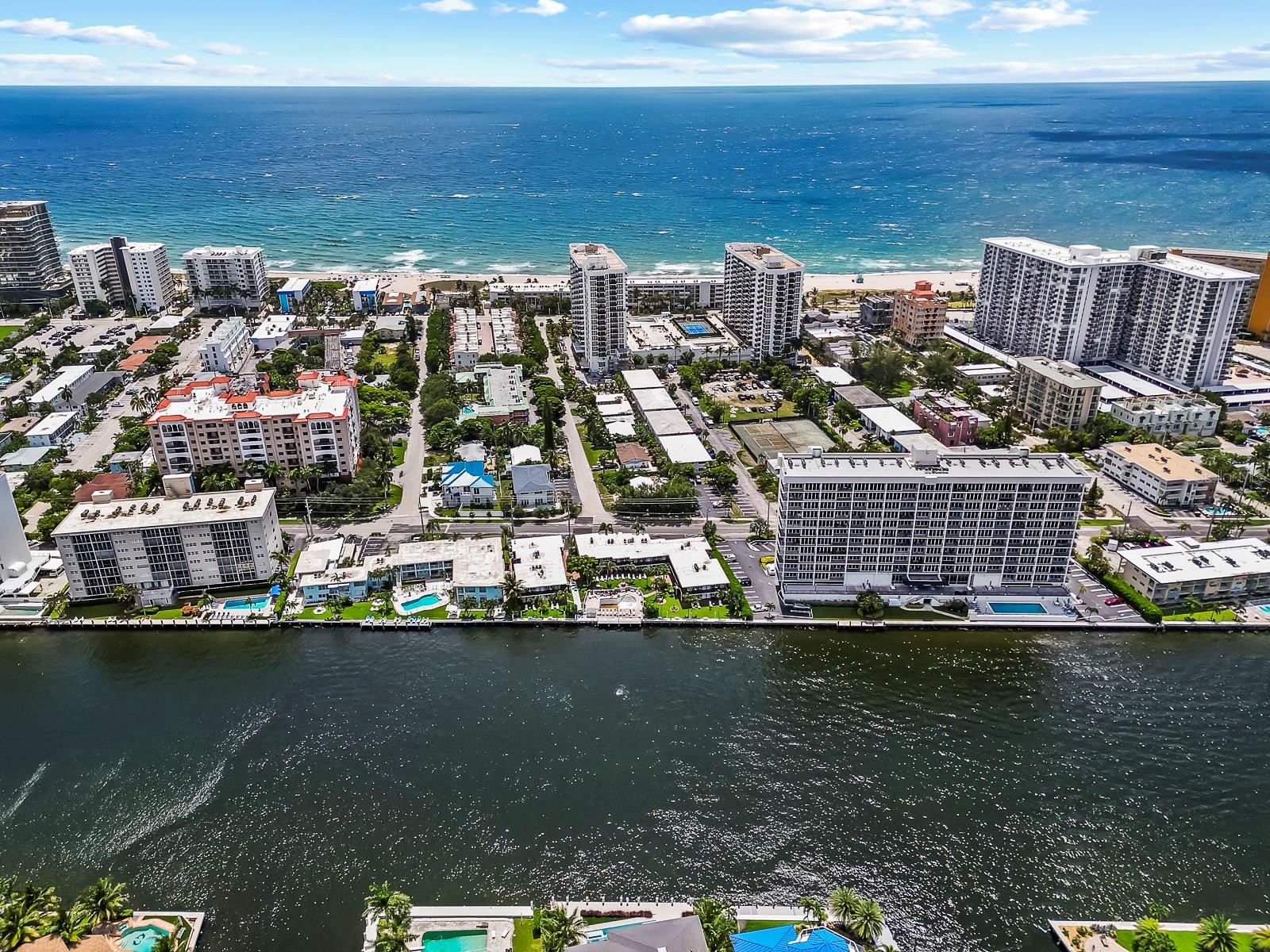Image 3 of 23 For 555 Riverside Drive 4