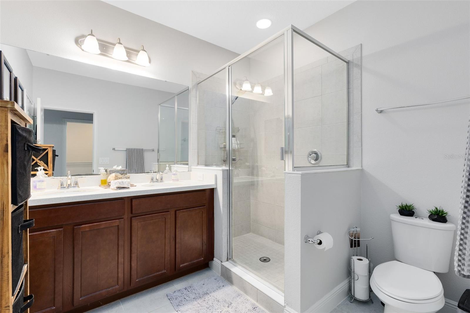 Image 10 of 43 For 15458 Honeybell Drive