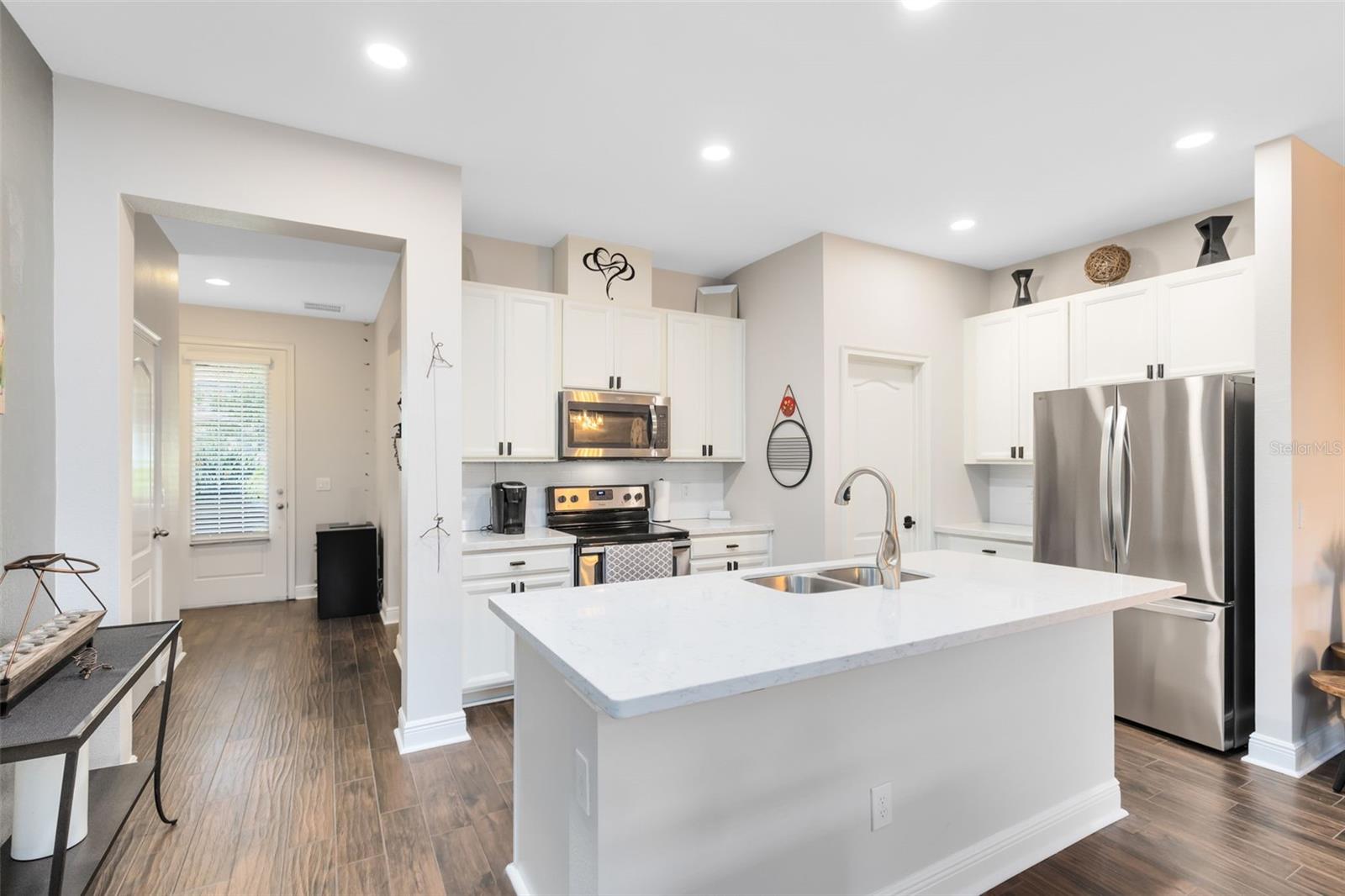 Image 2 of 43 For 15458 Honeybell Drive