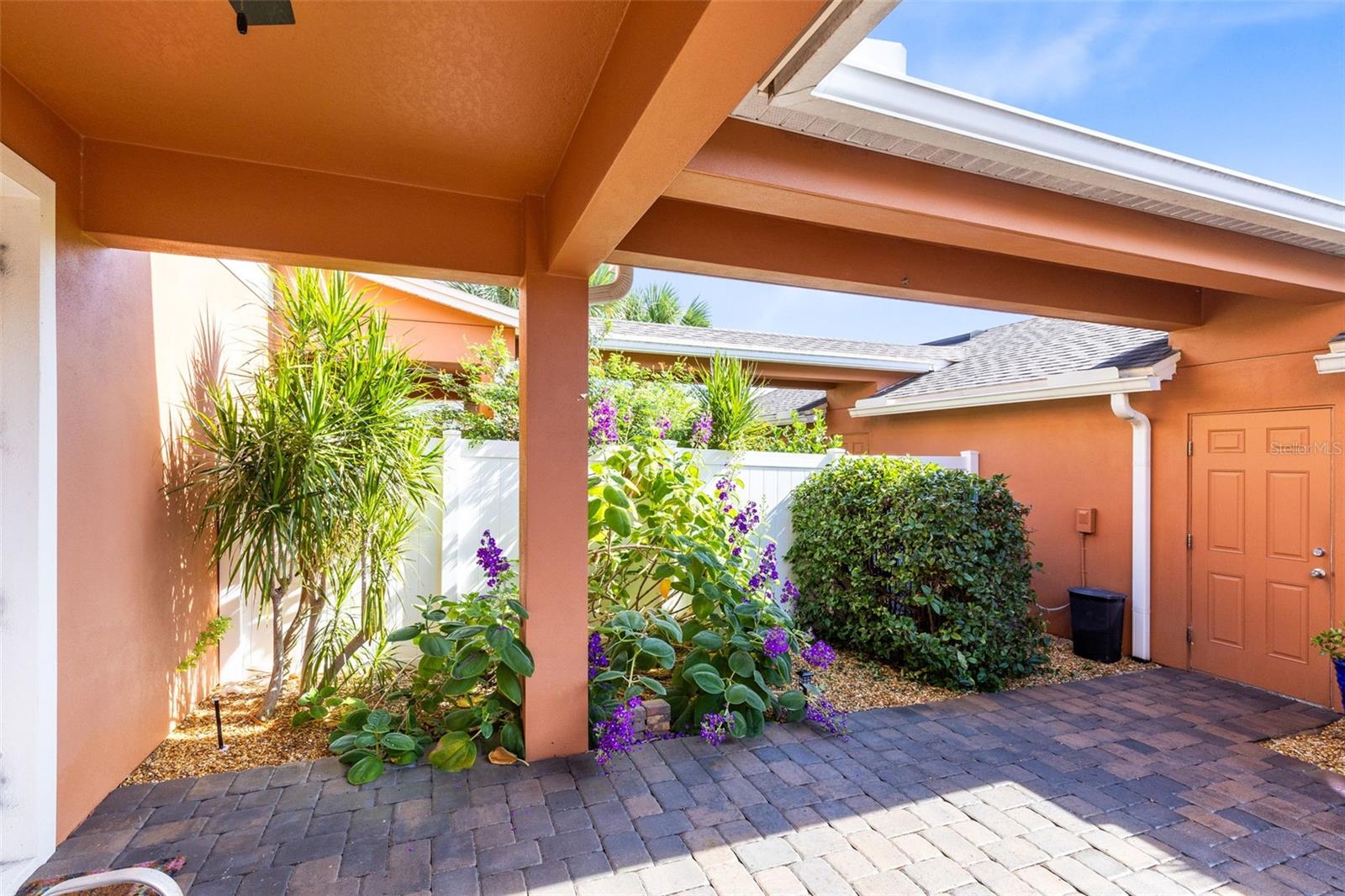 Image 23 of 43 For 15458 Honeybell Drive
