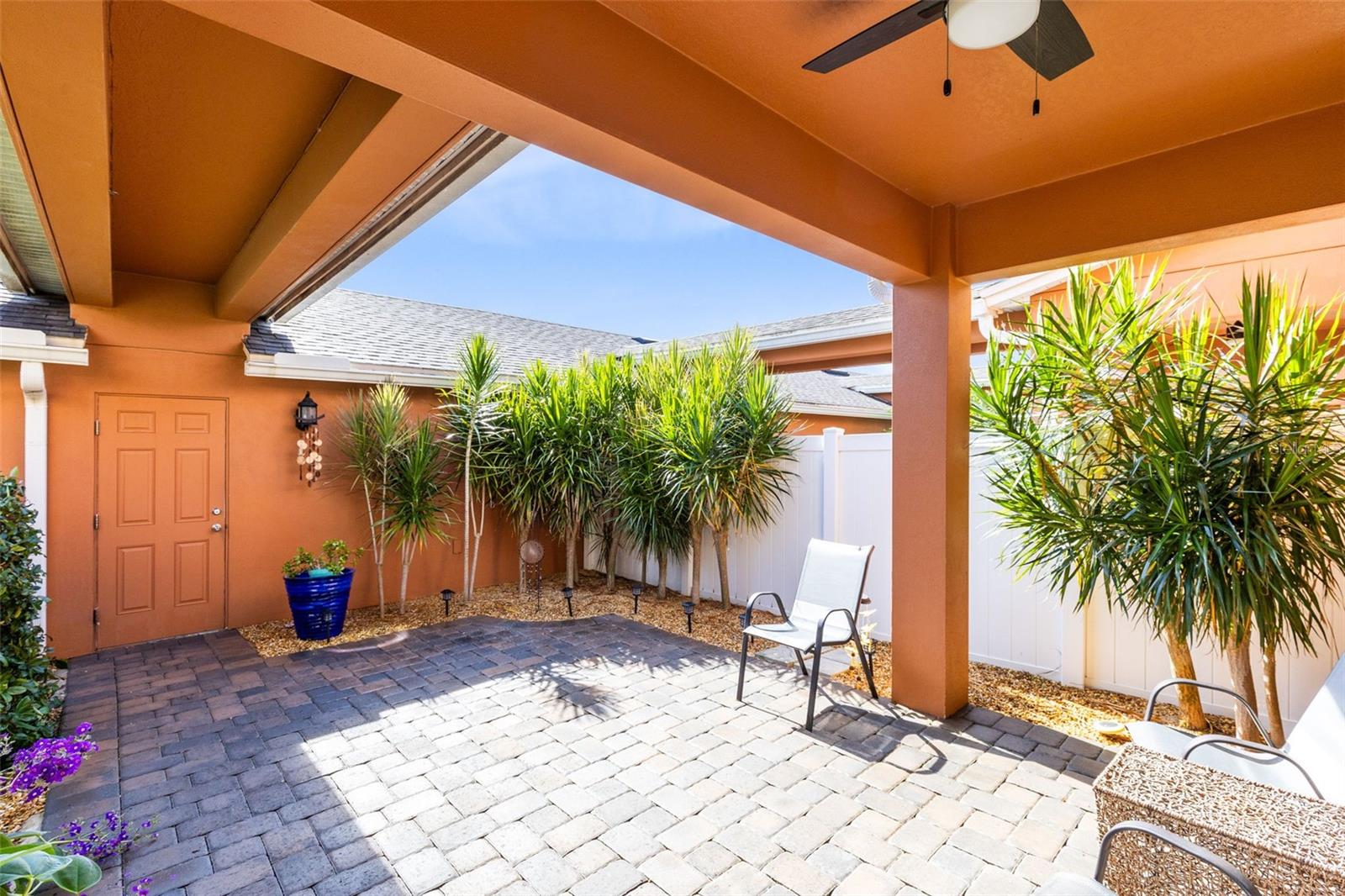 Image 24 of 43 For 15458 Honeybell Drive
