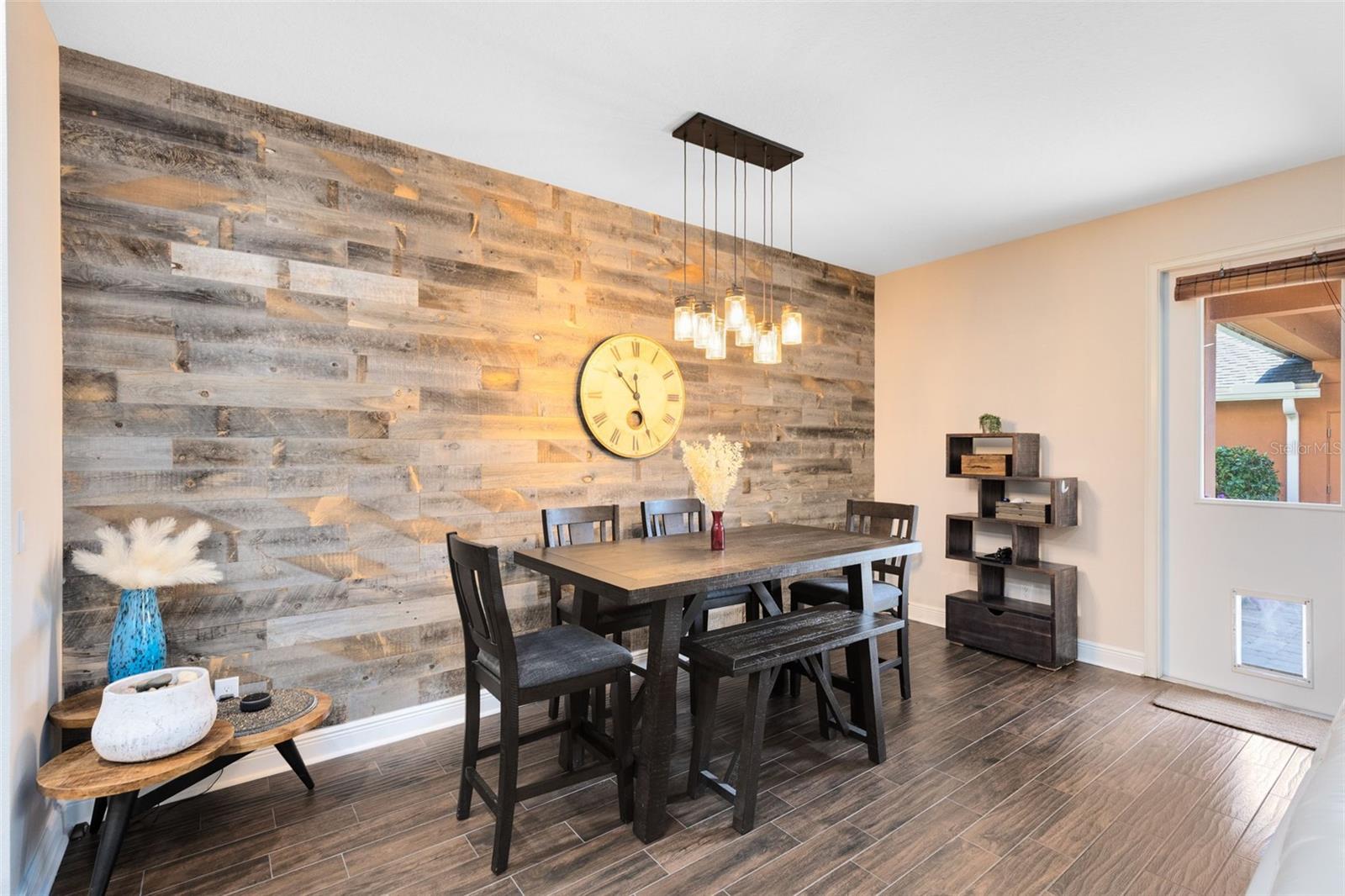 Image 3 of 43 For 15458 Honeybell Drive