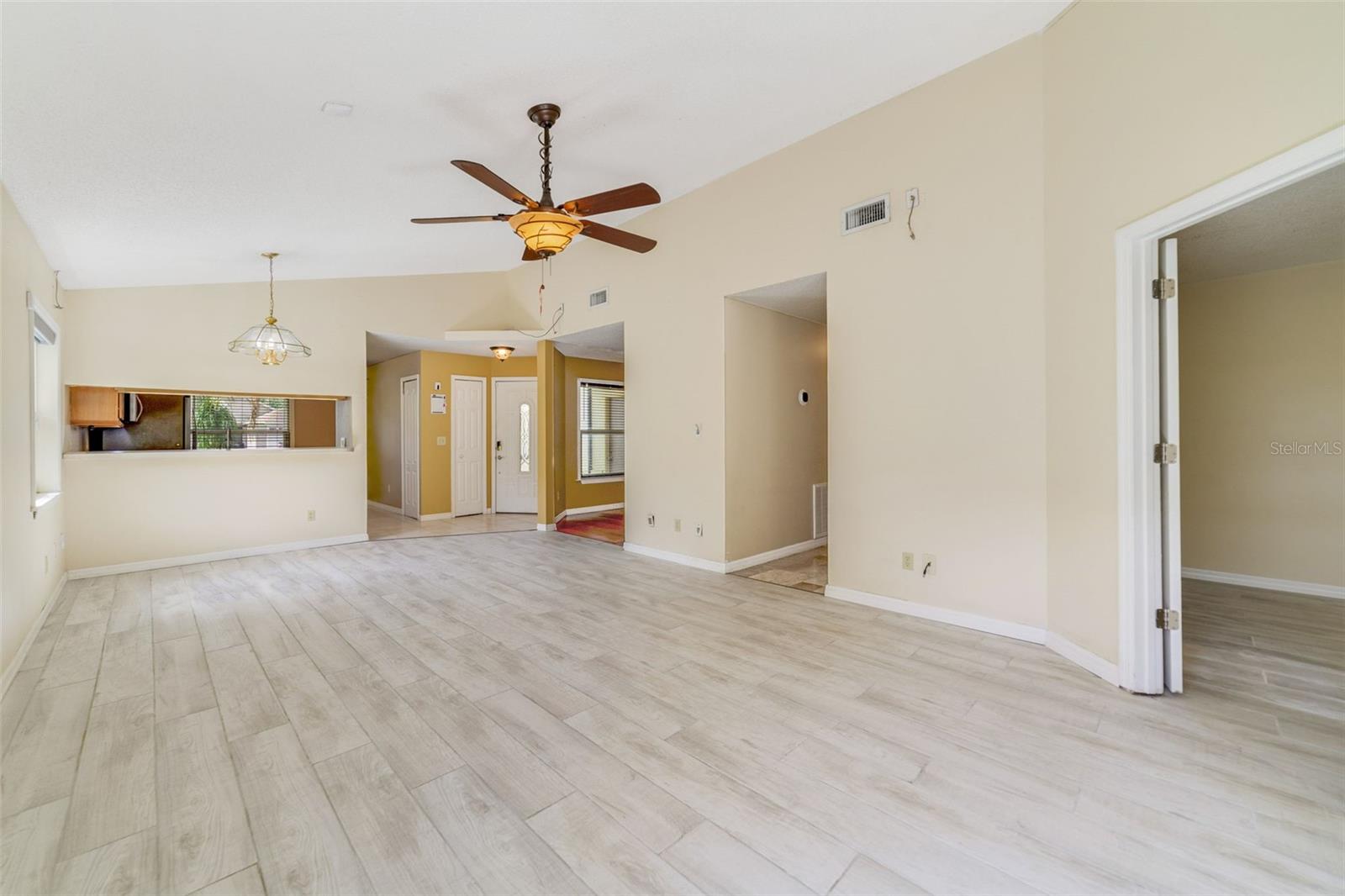 Image 14 of 20 For 13909 Ginger Creek Boulevard