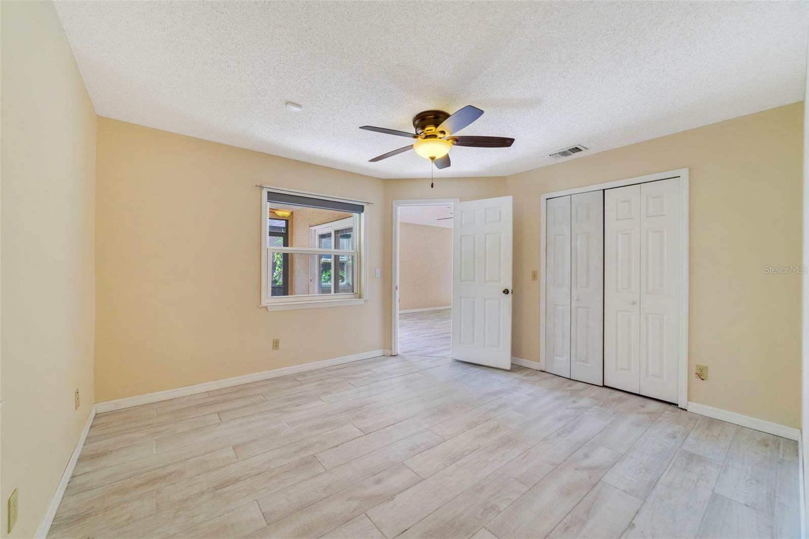 Image 15 of 20 For 13909 Ginger Creek Boulevard