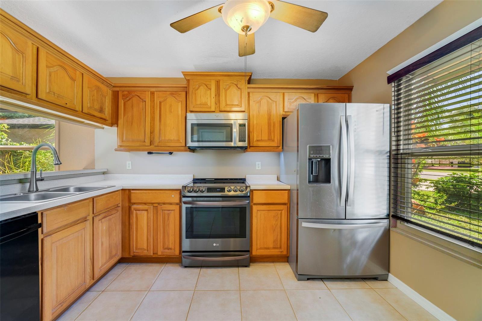 Image 3 of 20 For 13909 Ginger Creek Boulevard