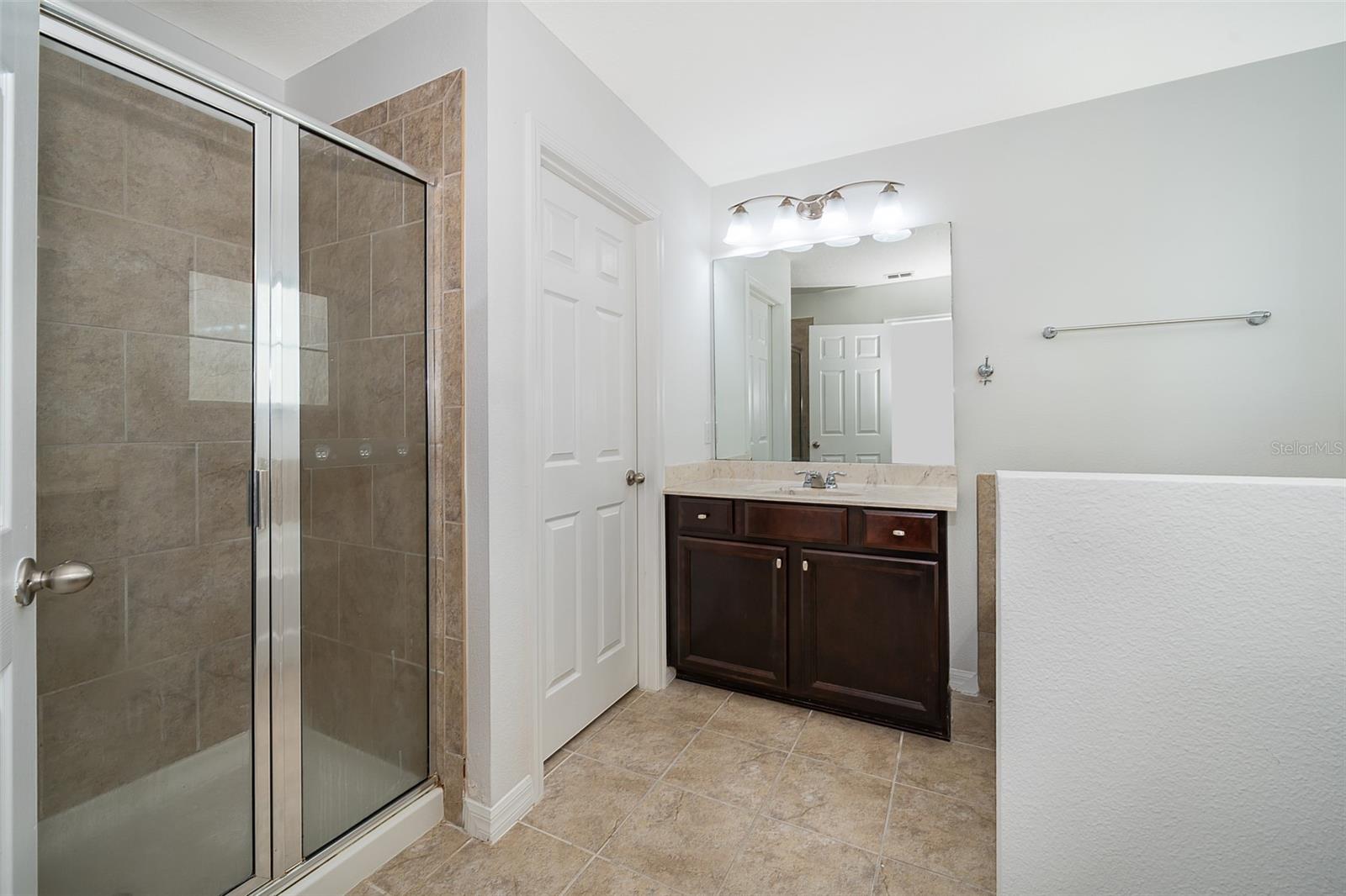 Image 19 of 31 For 963 Ginnie Way
