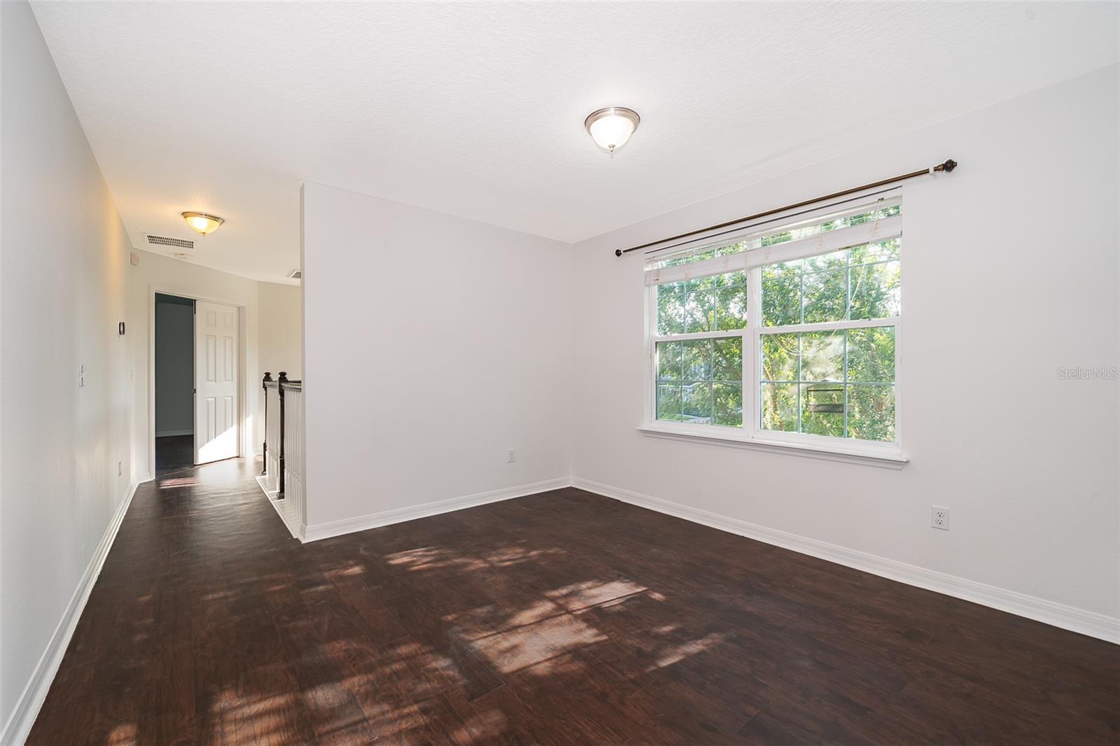 Image 22 of 31 For 963 Ginnie Way