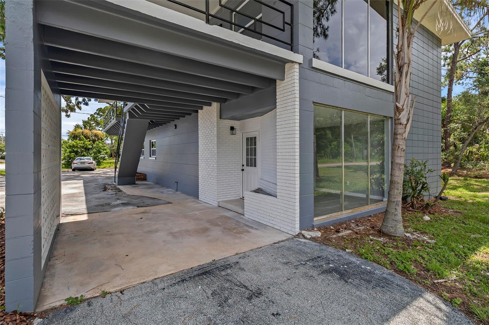 Image 20 of 22 For 315 Bayview Street B