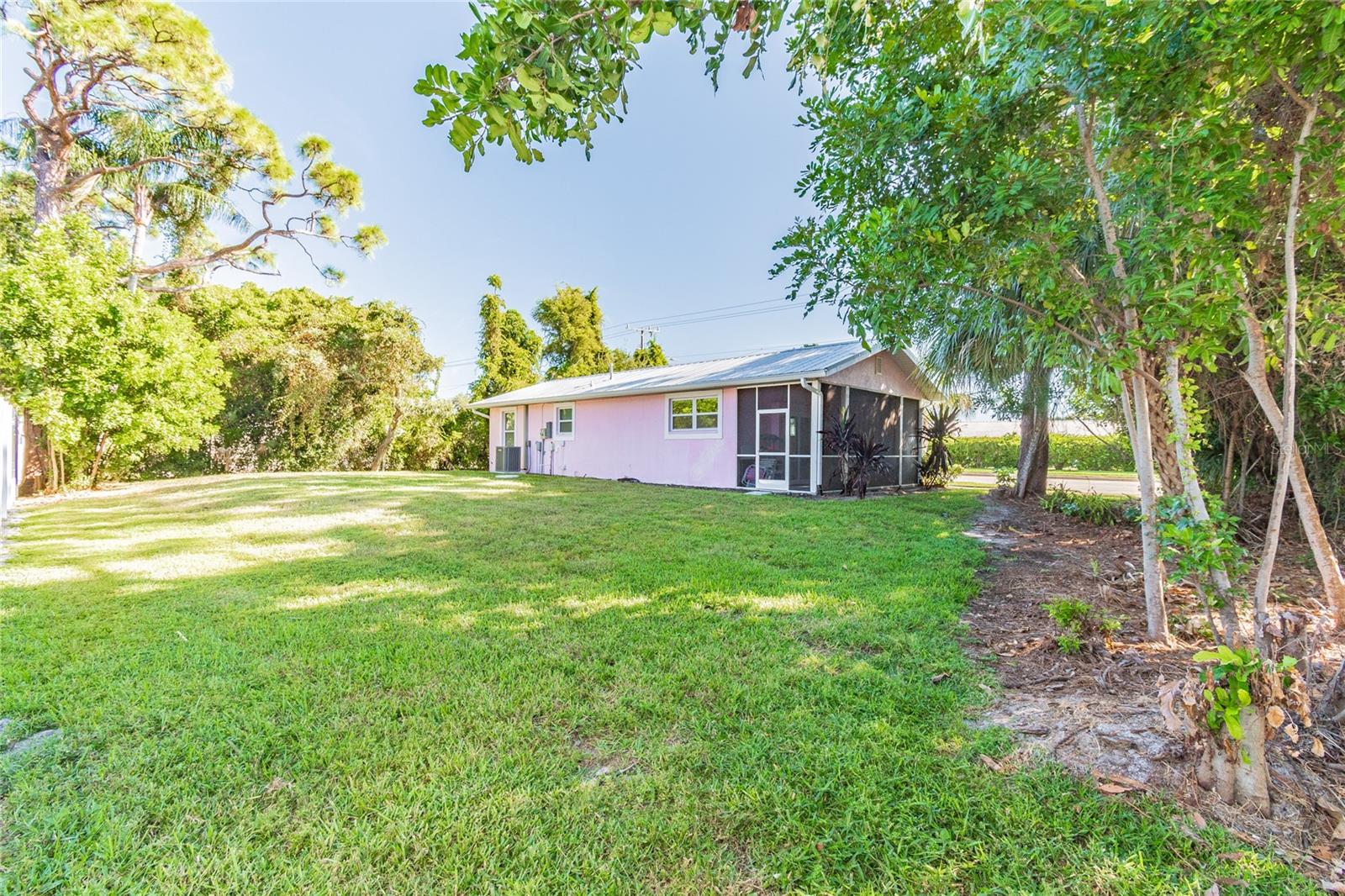 Image 25 of 36 For 804 75th Street W