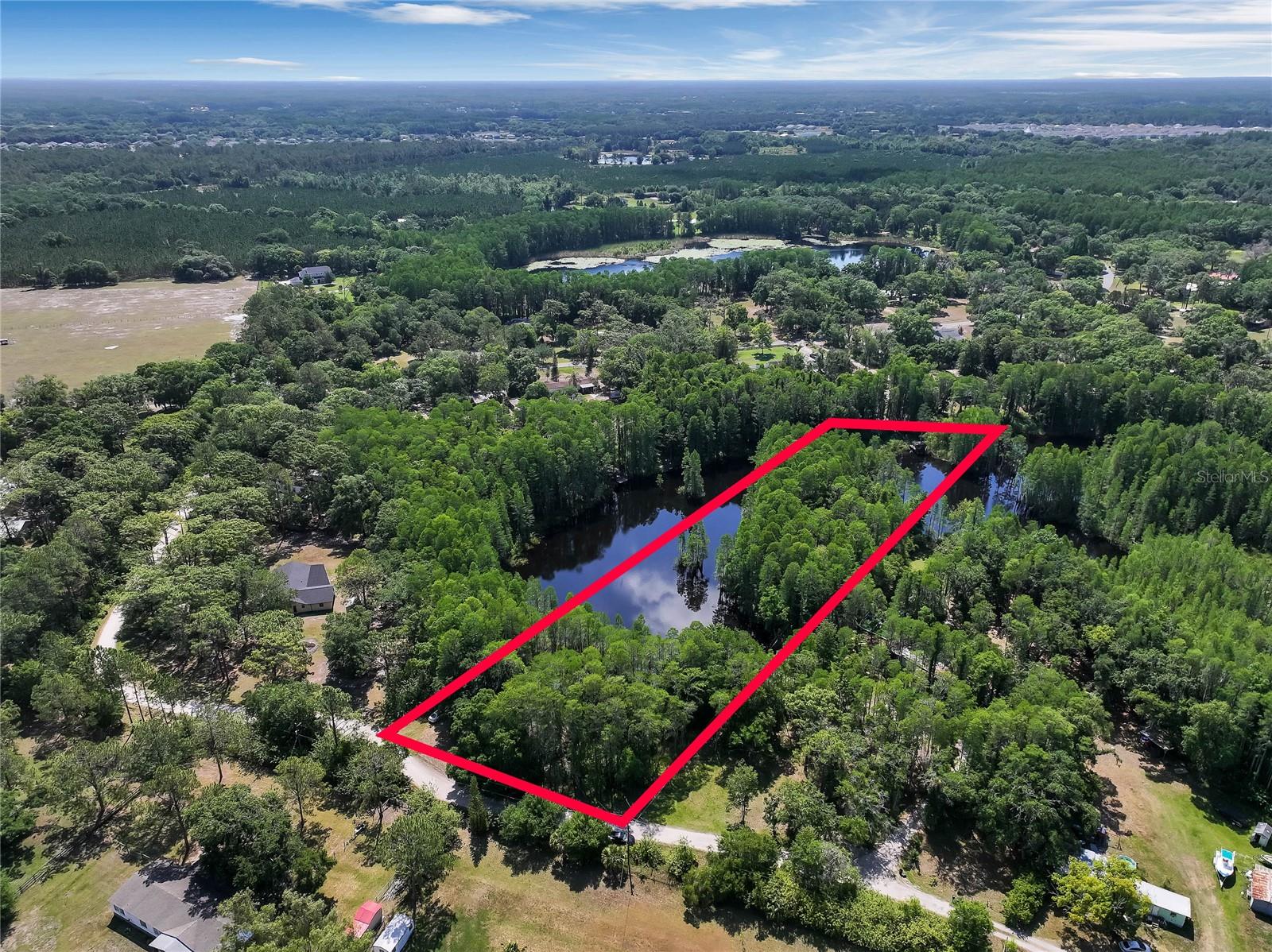 Listing photo id 0 for 19832 Westwood Lane