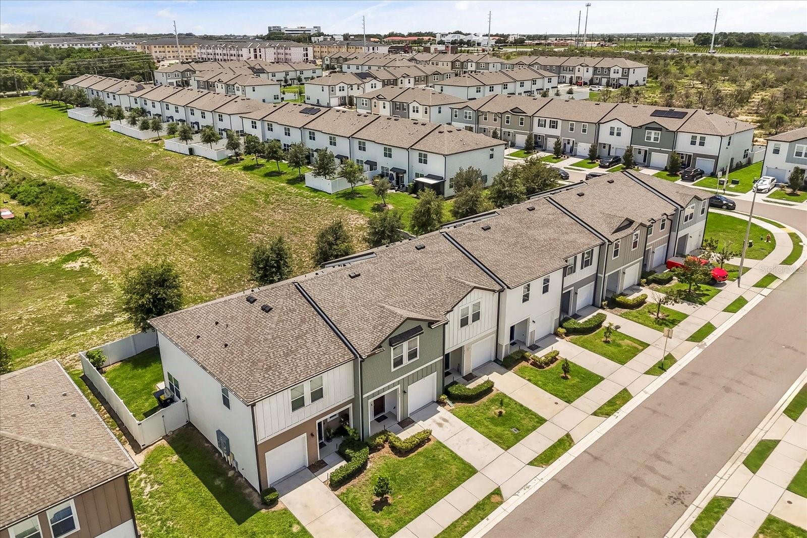 Image 3 of 17 For 827 Grandin Street