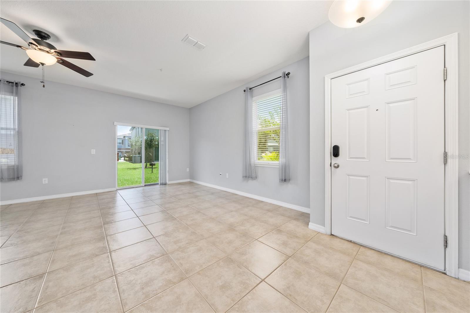 Image 11 of 35 For 6522 Goldenrod Road 60c