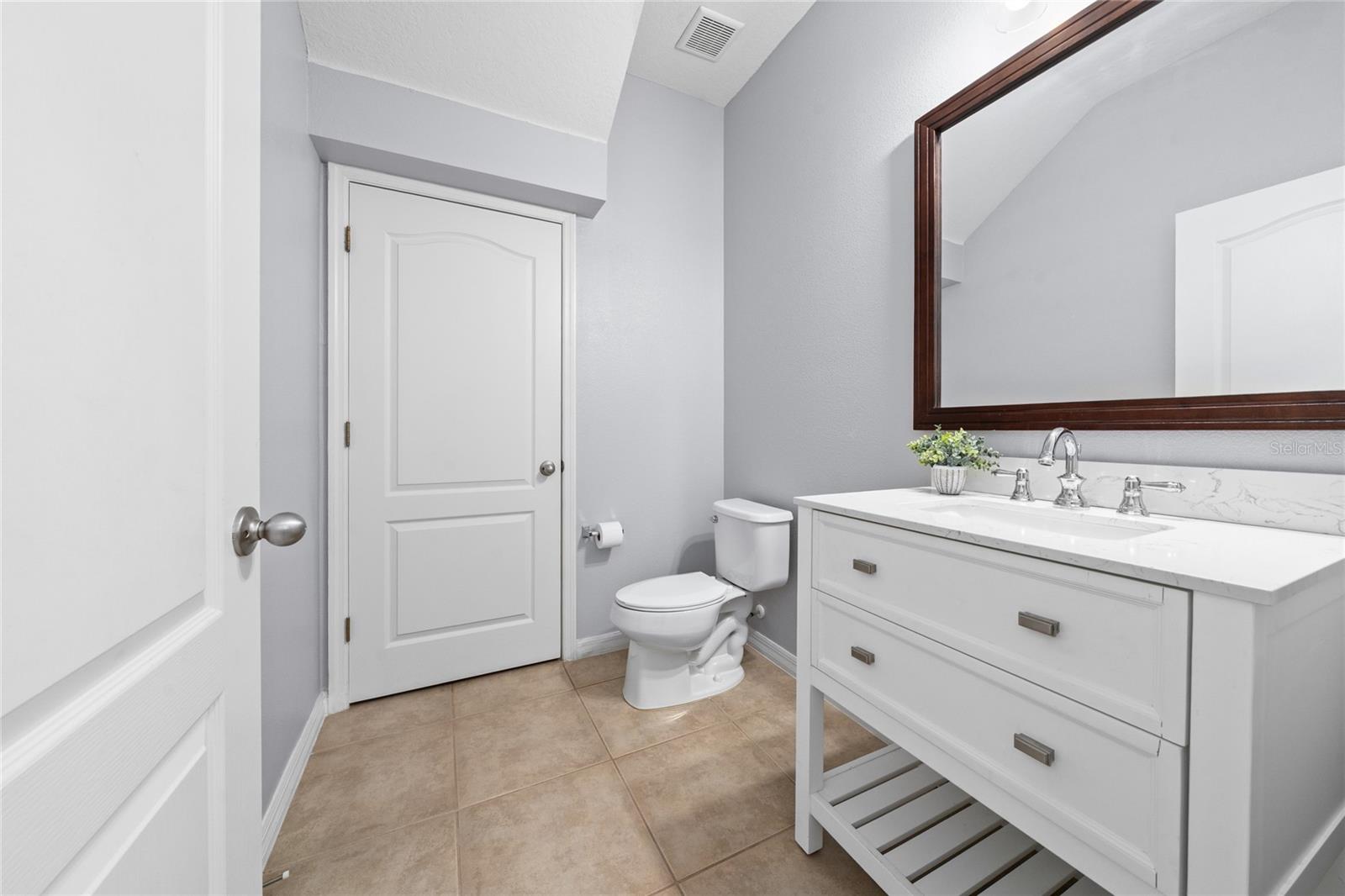 Image 16 of 35 For 6522 Goldenrod Road 60c