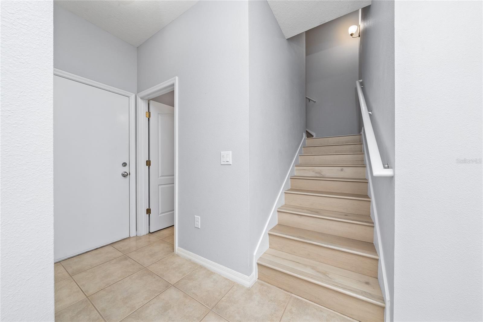 Image 18 of 35 For 6522 Goldenrod Road 60c