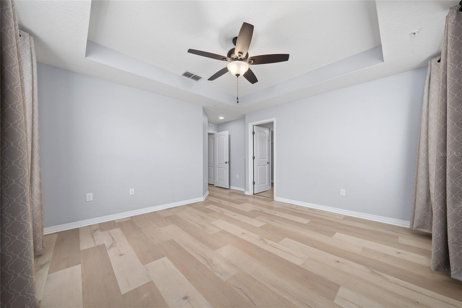 Image 27 of 35 For 6522 Goldenrod Road 60c