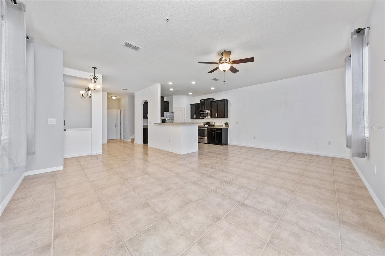 Image 7 of 35 For 6522 Goldenrod Road 60c