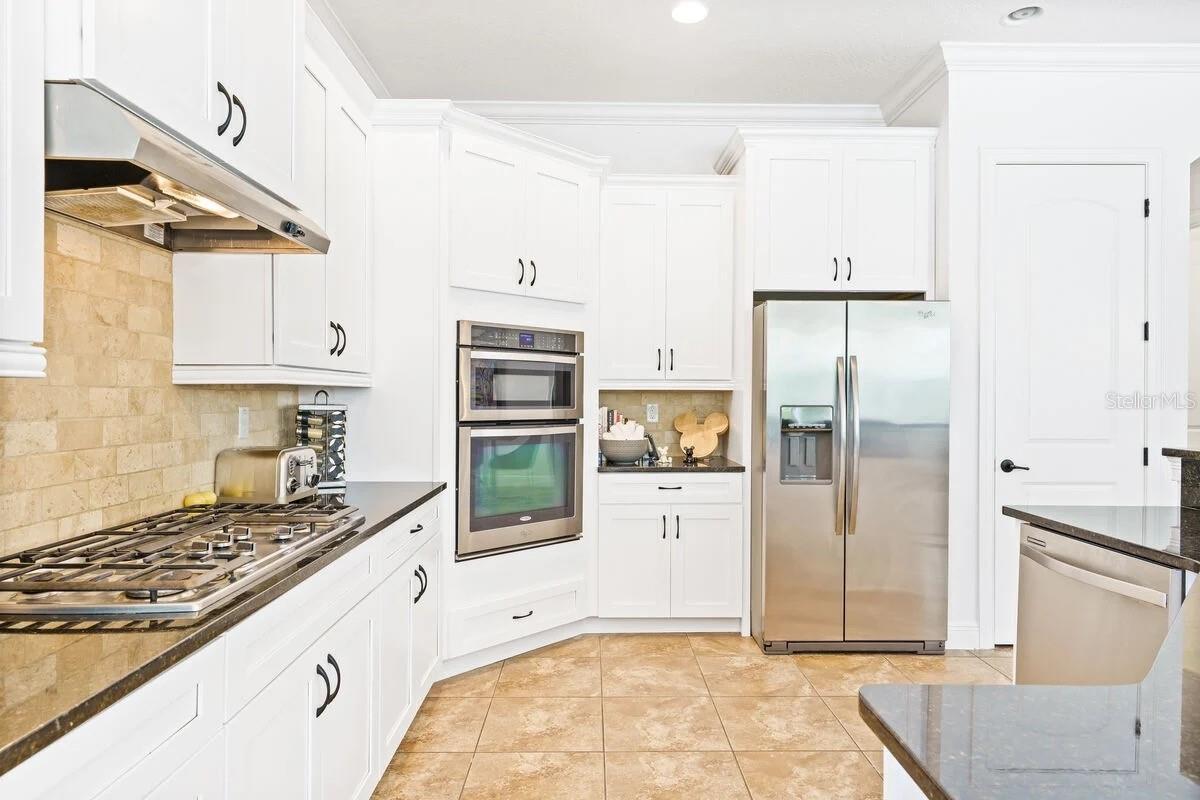 Image 12 of 70 For 824 Desert Mountain Court