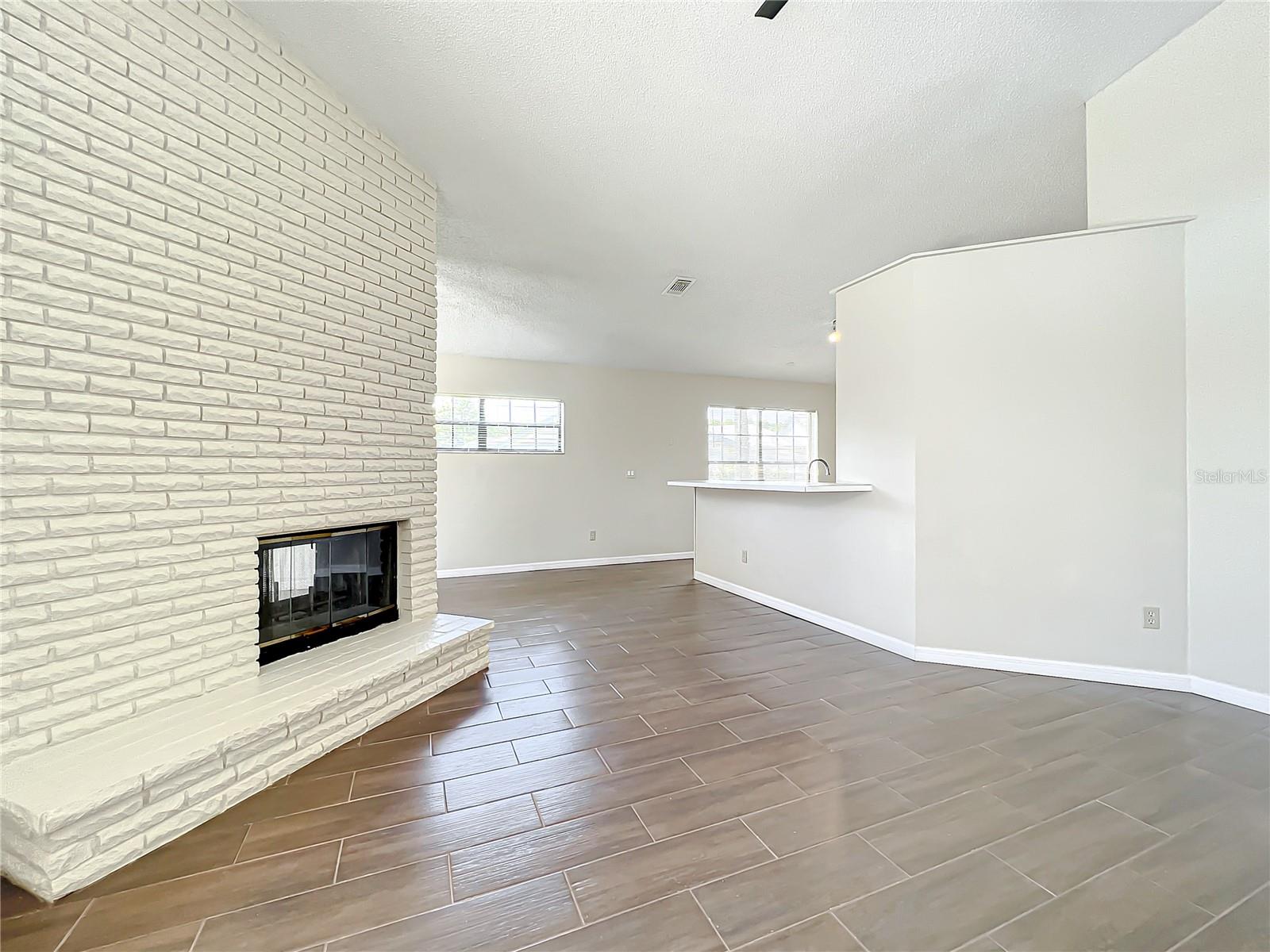 Image 10 of 39 For 2607 Eagles Nest Court