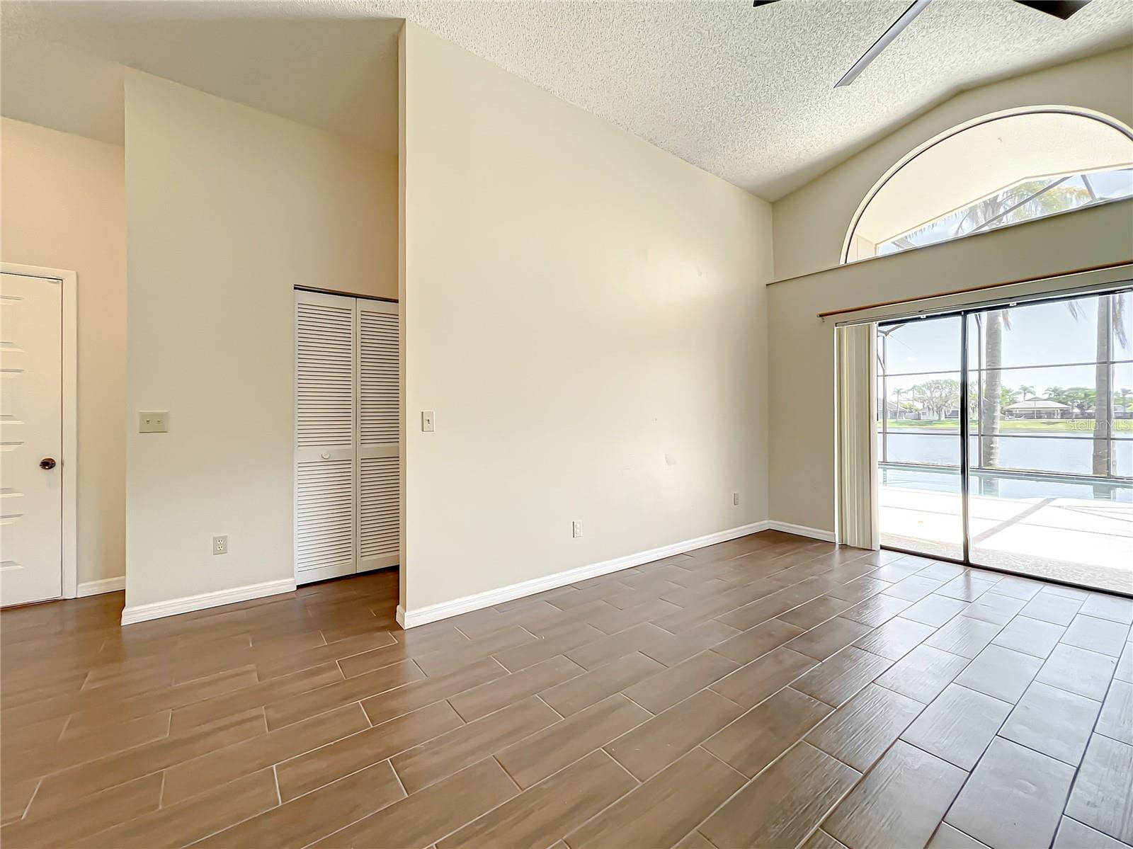 Image 11 of 39 For 2607 Eagles Nest Court