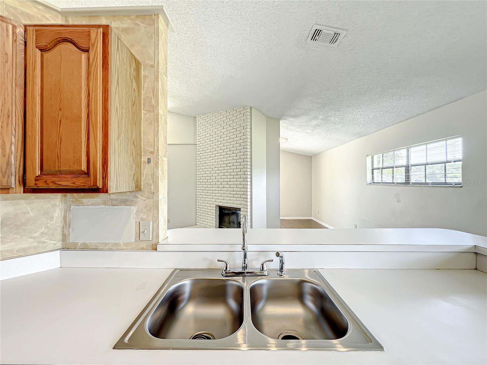 Image 15 of 39 For 2607 Eagles Nest Court