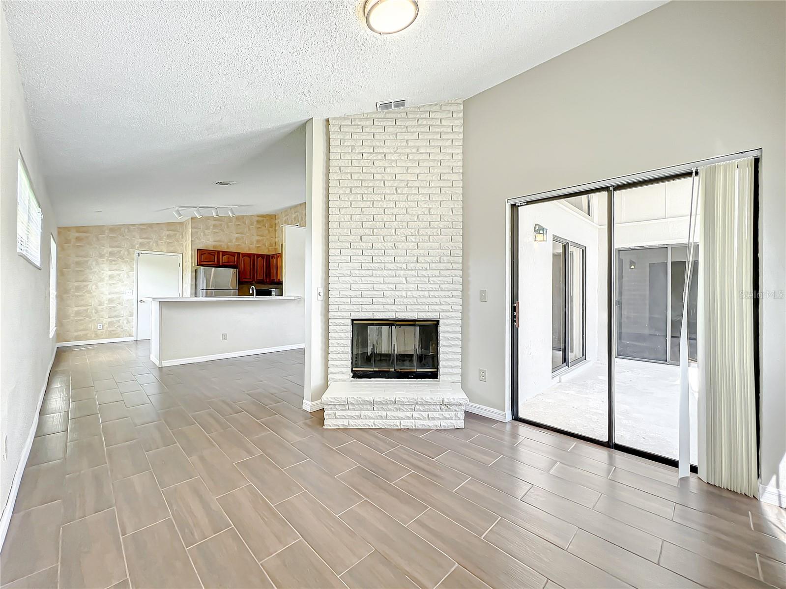 Image 17 of 39 For 2607 Eagles Nest Court
