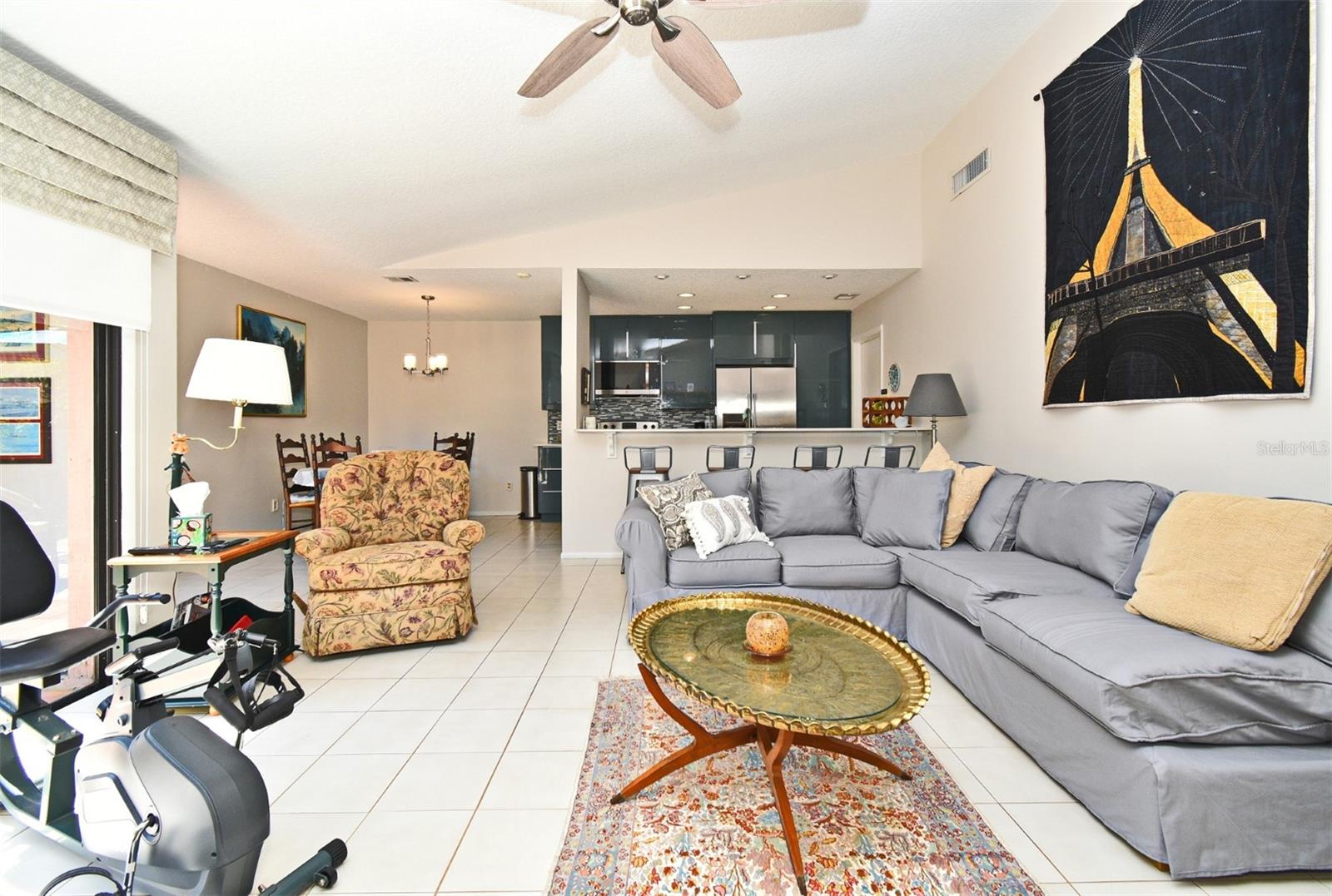 Image 10 of 37 For 357 Shadowbay Boulevard