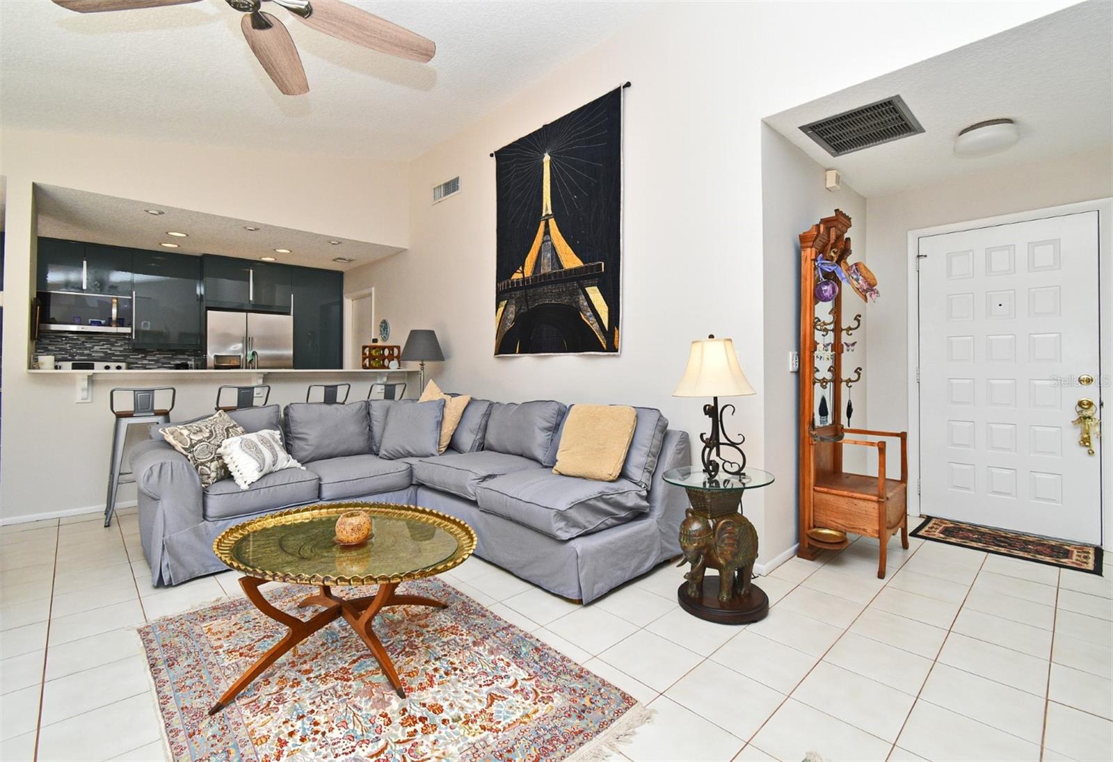 Image 6 of 37 For 357 Shadowbay Boulevard