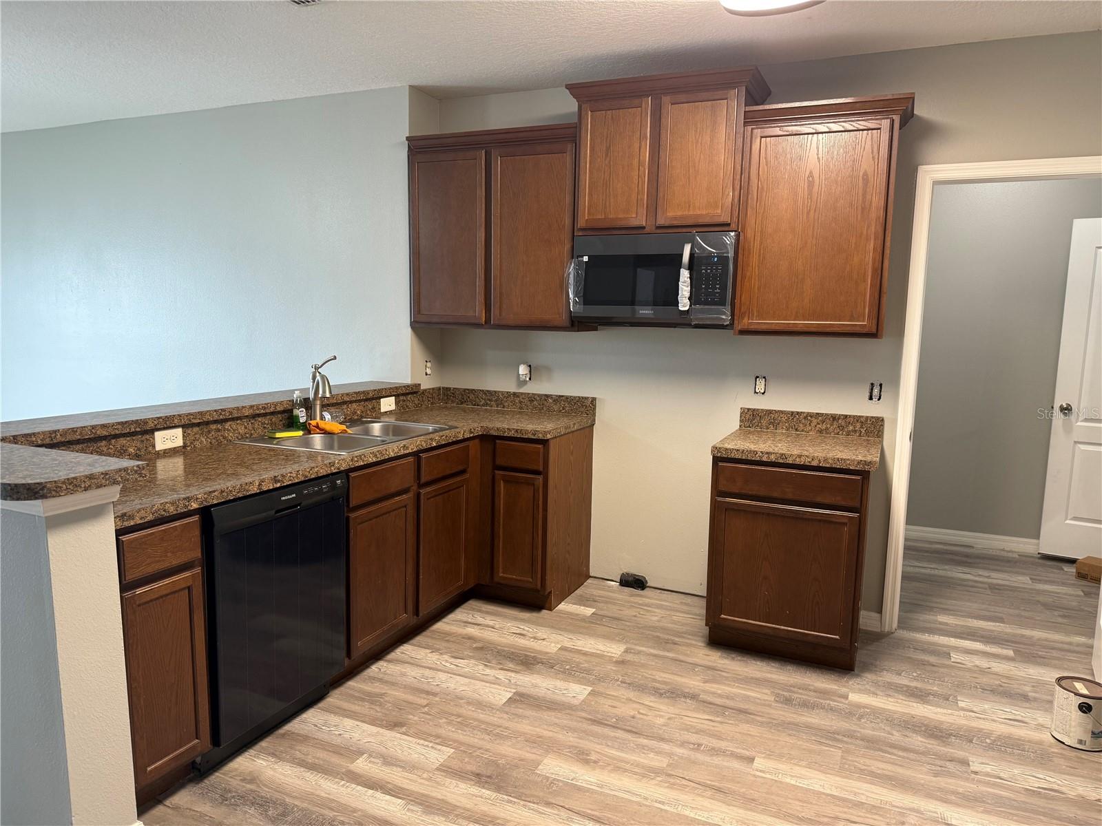 Image 10 of 33 For 3089 Dasha Palm Drive