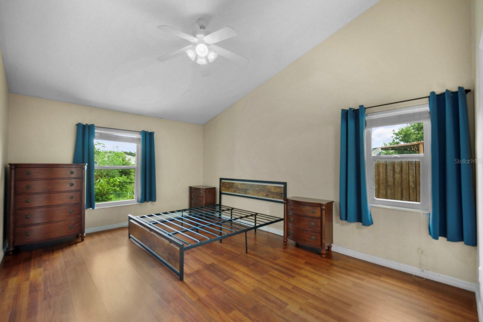 Image 18 of 58 For 226 Carlyle Street
