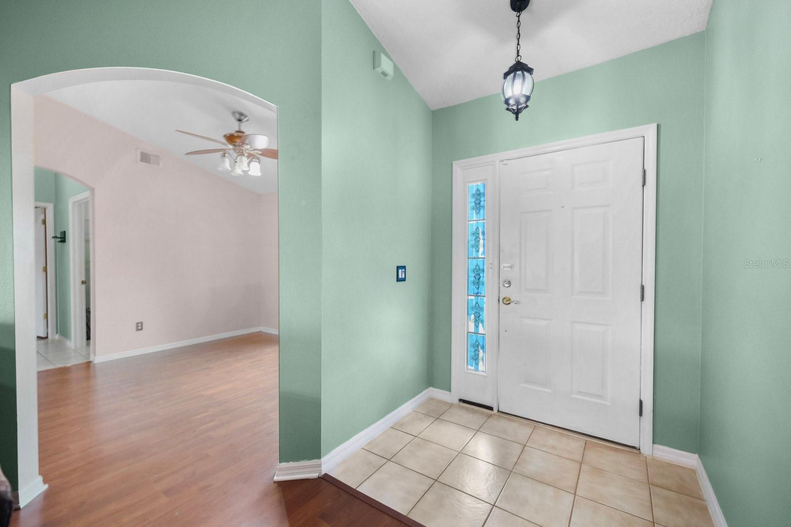 Image 4 of 58 For 226 Carlyle Street