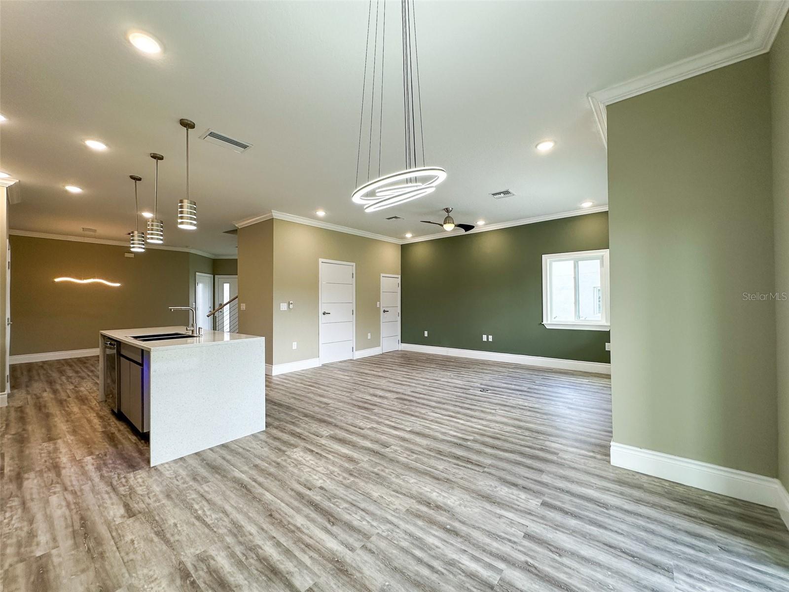Image 14 of 43 For 1866 Brentwood Court