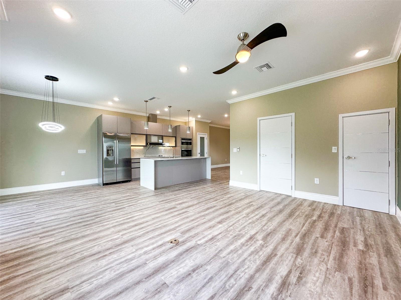 Image 18 of 43 For 1866 Brentwood Court