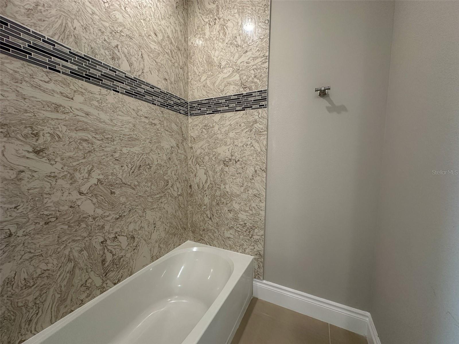 Image 35 of 43 For 1866 Brentwood Court