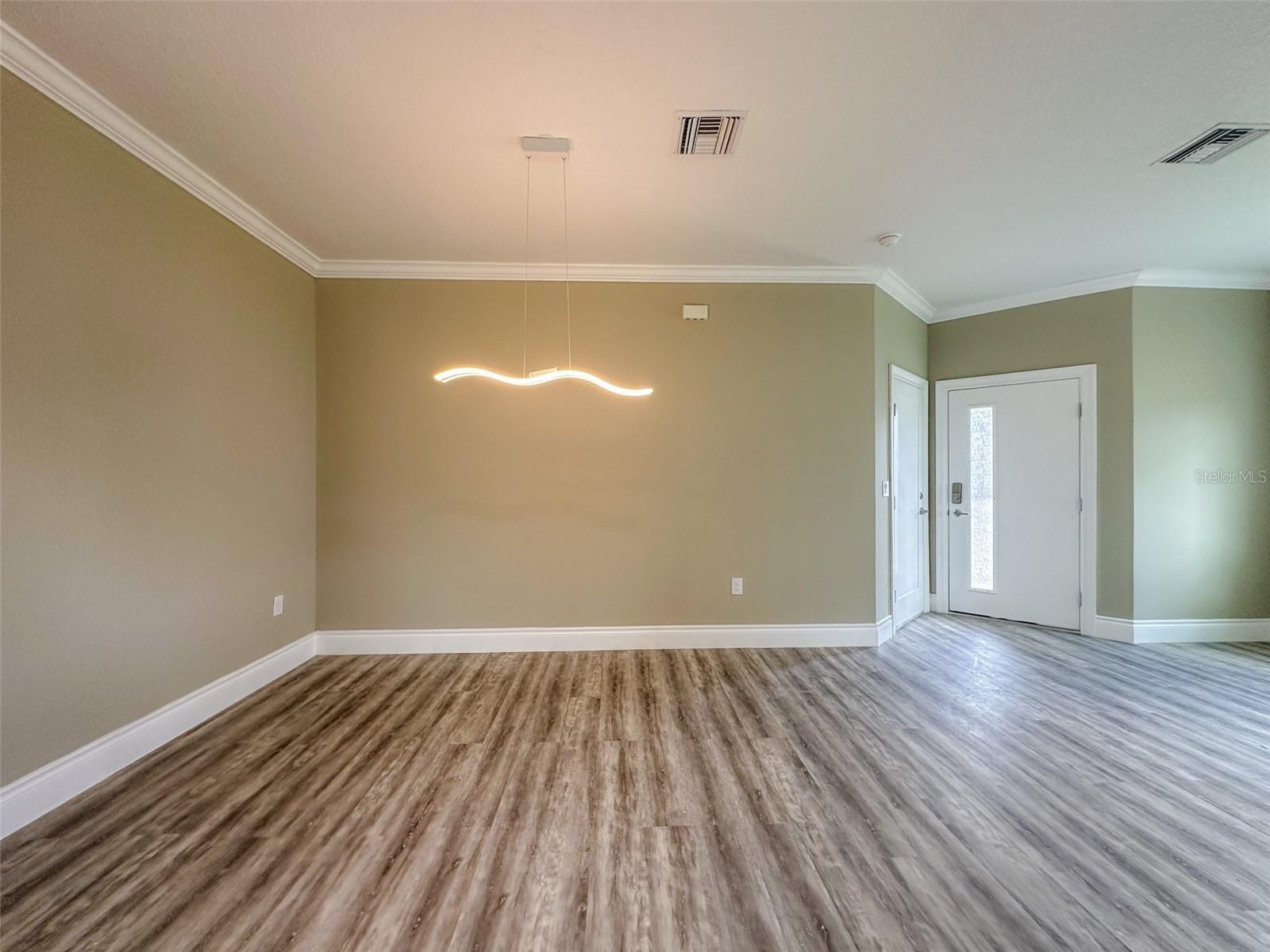 Image 7 of 43 For 1866 Brentwood Court
