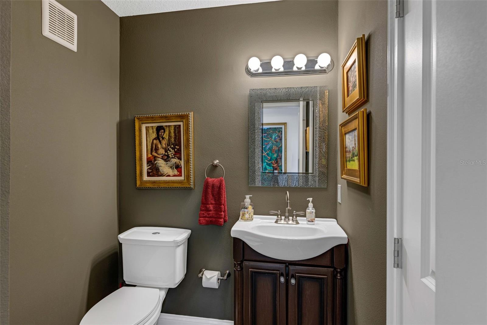 Image 14 of 54 For 130 Killarney Bay Court 5-3