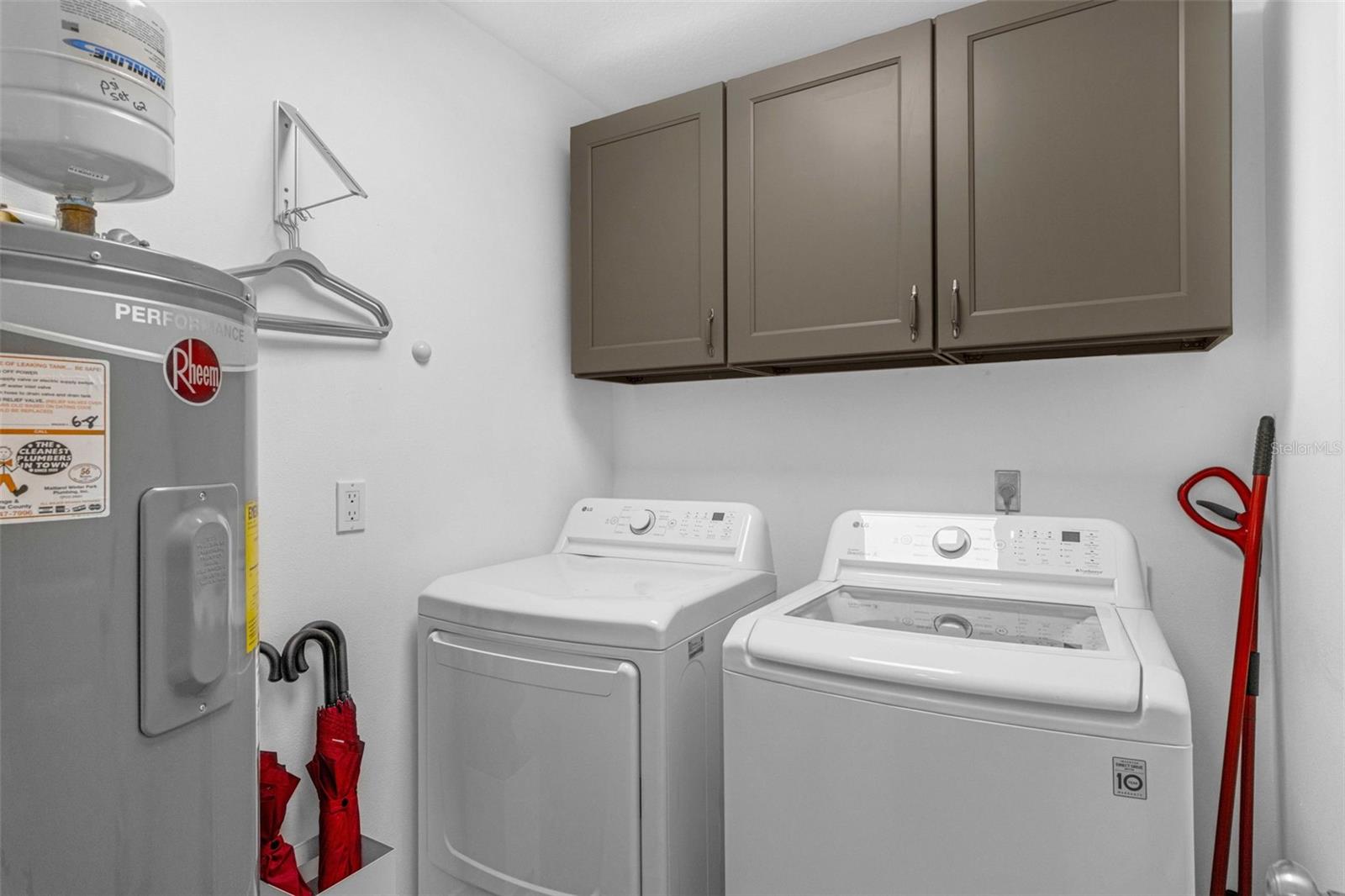 Image 15 of 54 For 130 Killarney Bay Court 5-3